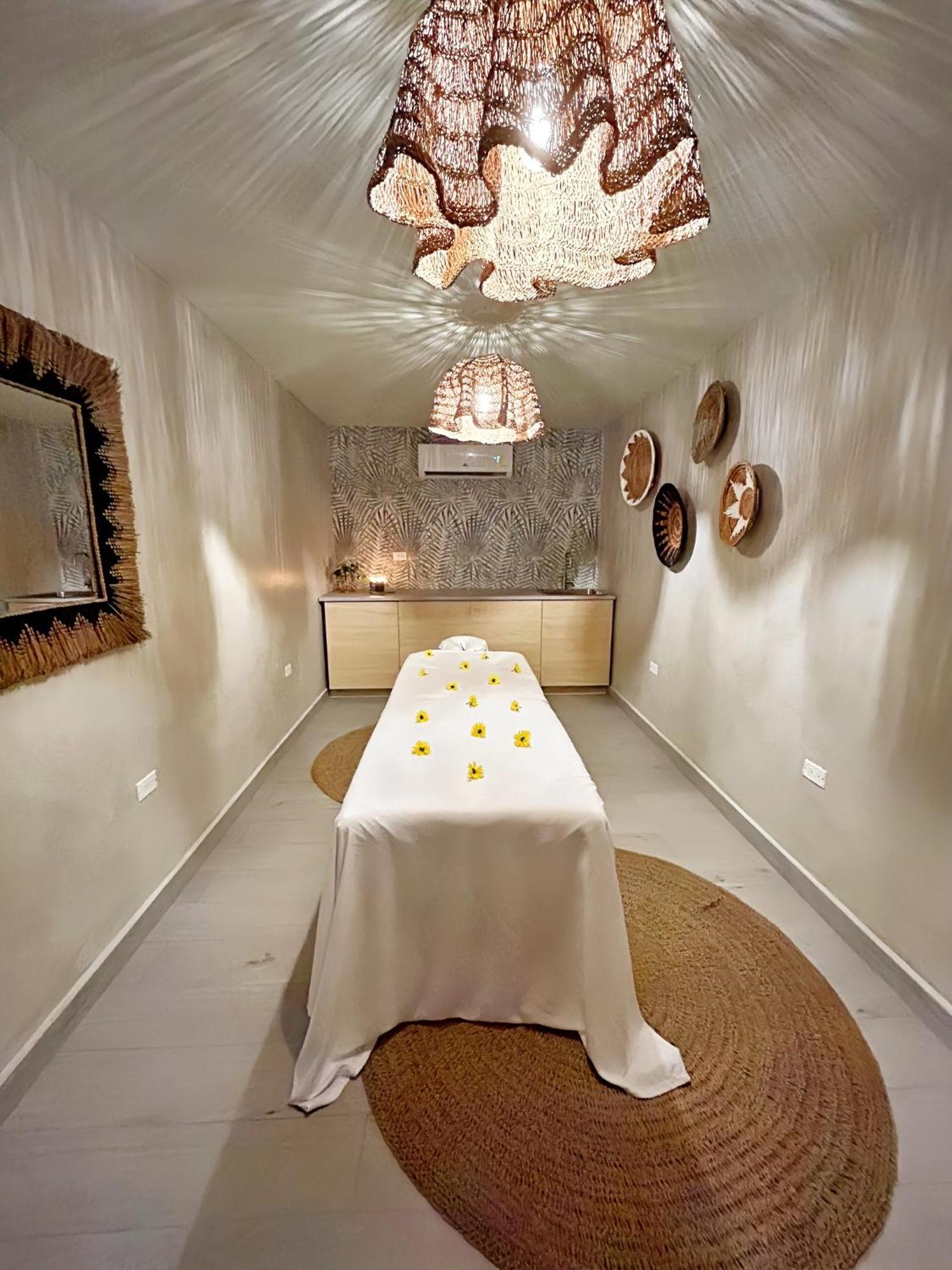 קרולינה Bali Posh Hotel Pr מראה חיצוני תמונה