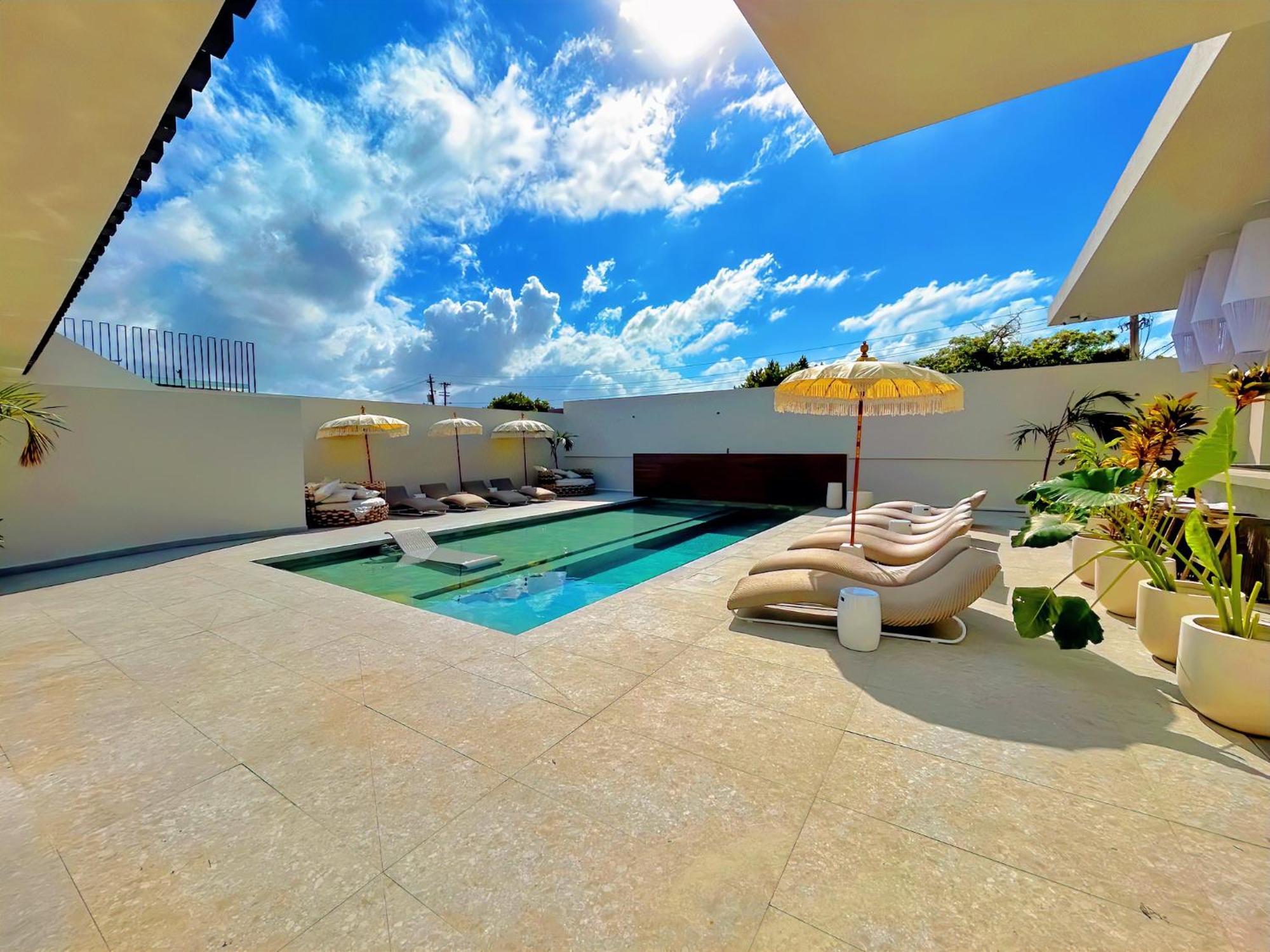 קרולינה Bali Posh Hotel Pr מראה חיצוני תמונה